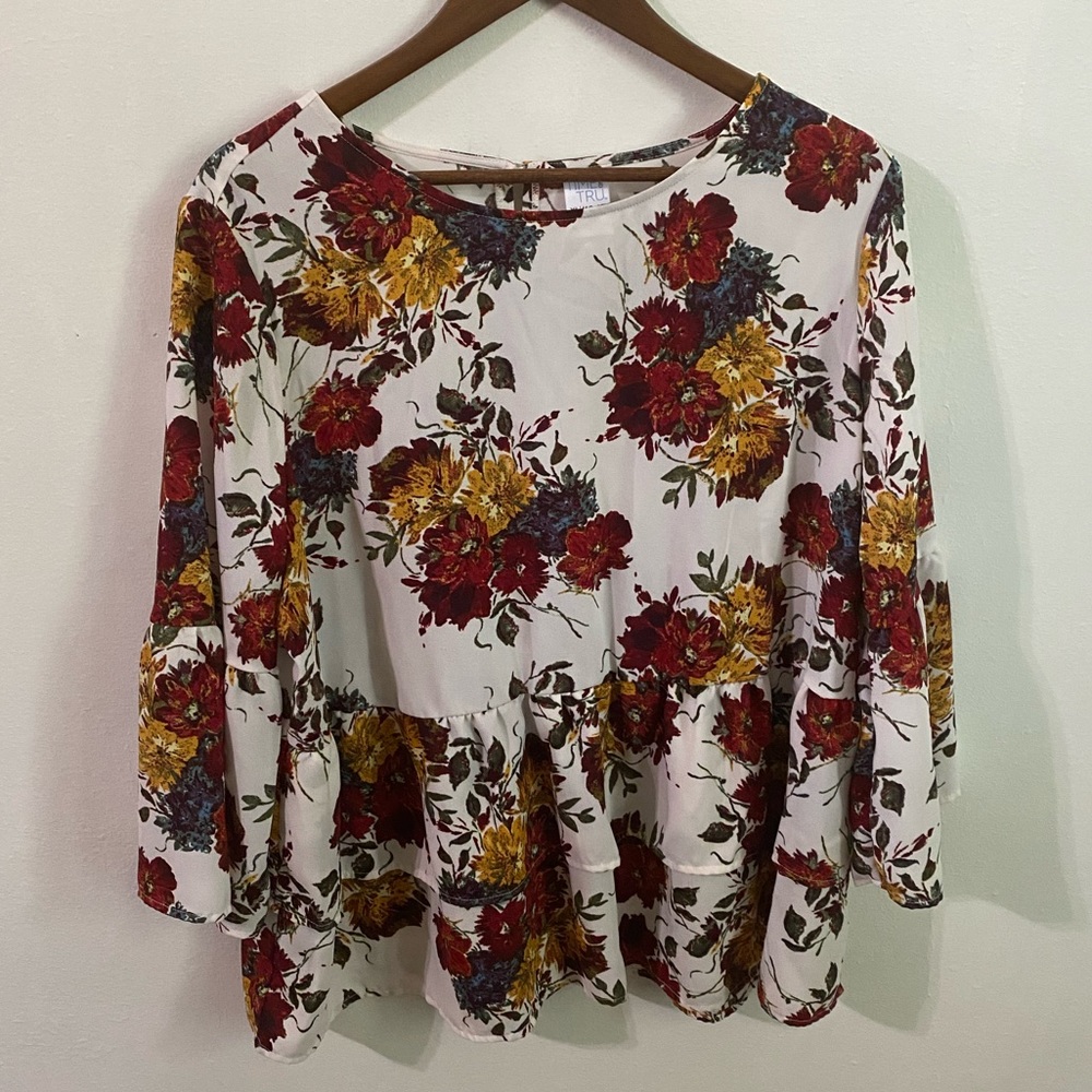 Time and Tru Blouse